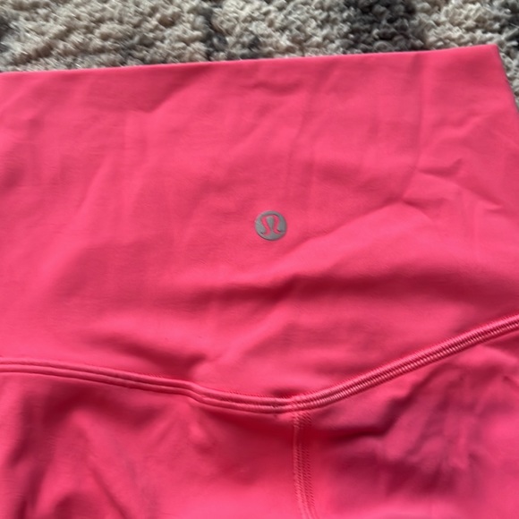 lululemon leggings size 0 28" - Picture 2 of 3